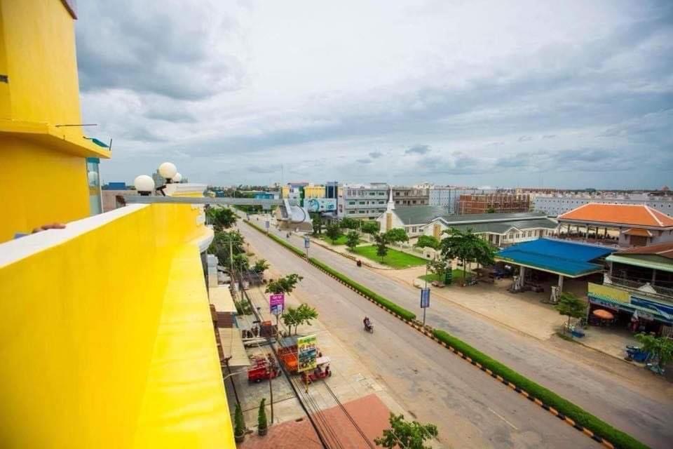 באטאמבנג Ly Meng Hotel מראה חיצוני תמונה