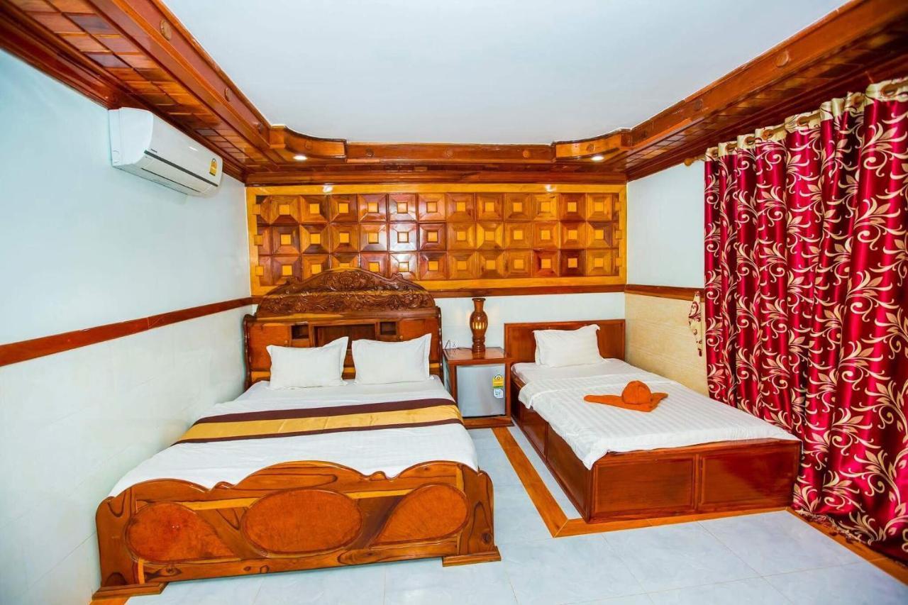 באטאמבנג Ly Meng Hotel מראה חיצוני תמונה