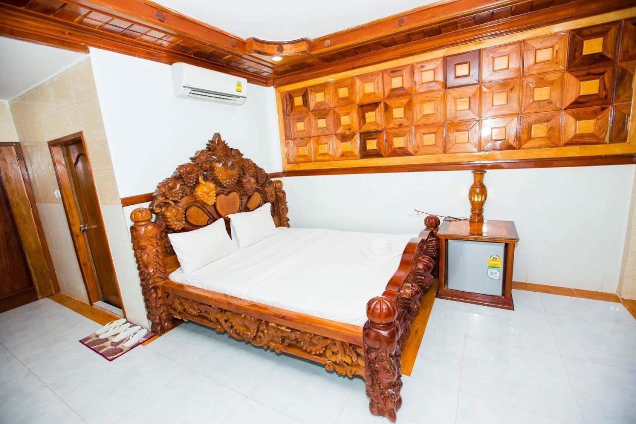 באטאמבנג Ly Meng Hotel מראה חיצוני תמונה